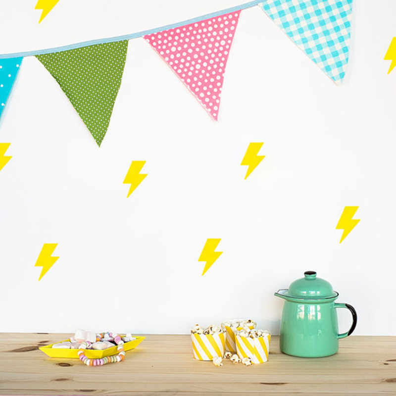 Tiny lightnings pattern wall d - Lighting Mcqueen Decor reseña y precio
