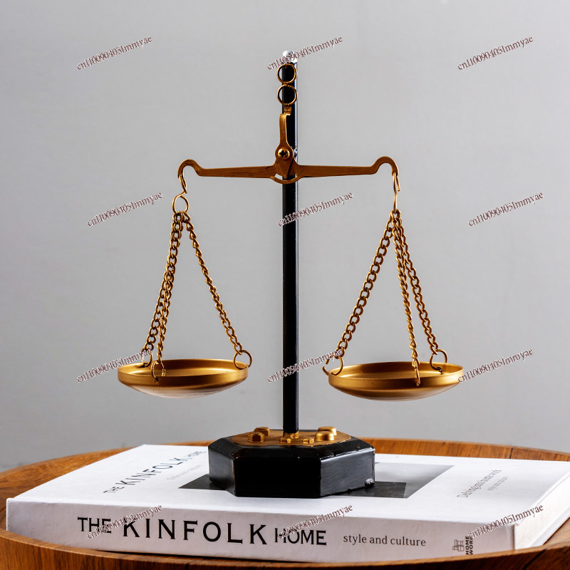 Metal Balance Scale Ornament O - Office Lighting Decor reseña y precio