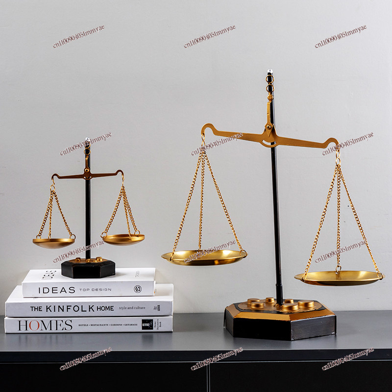 Metal Balance Scale Ornament O - Office Lighting Decor reseña y precio